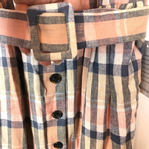 Gal Meets Glam Peyton Linen Plaid Dress. - Picture 7 of 12